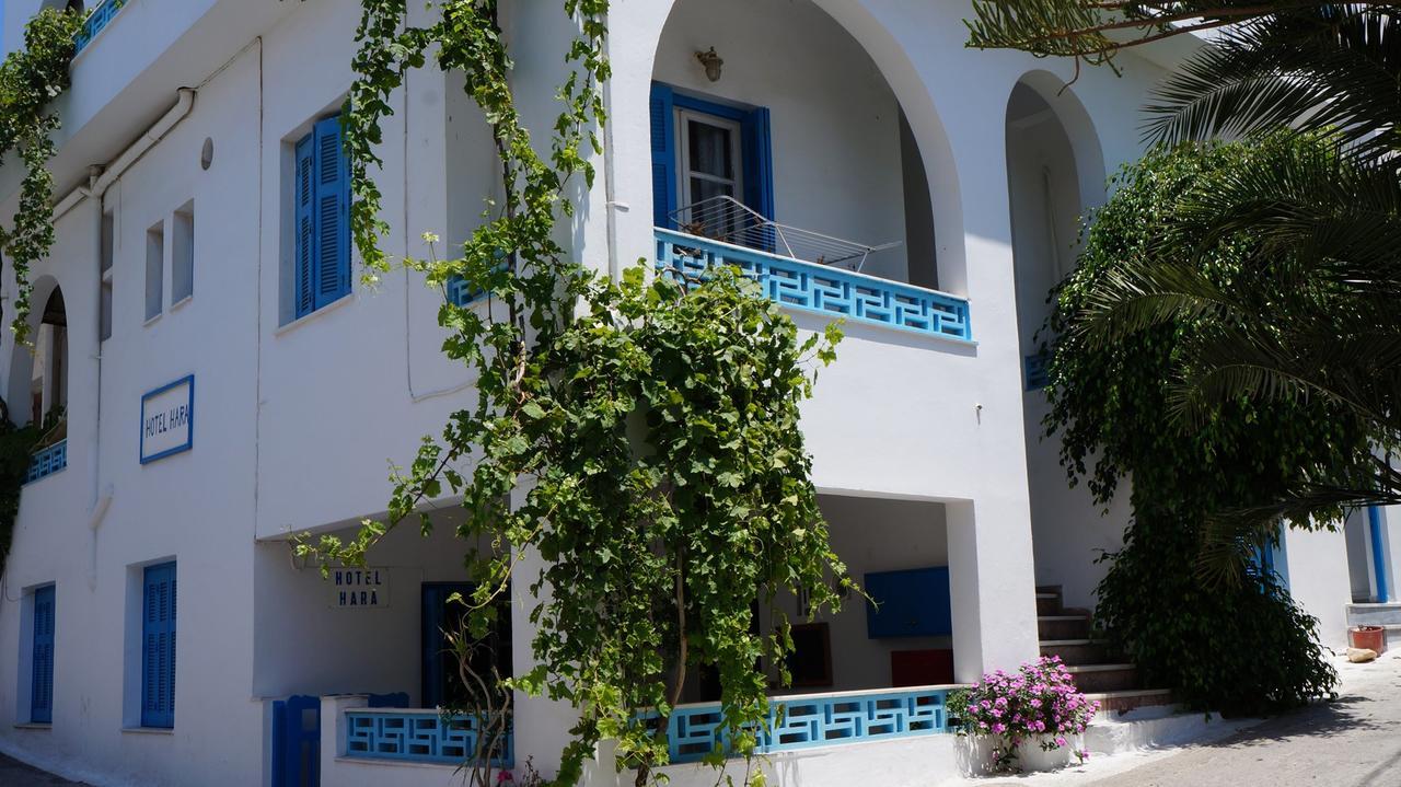 Hara Hotel *
